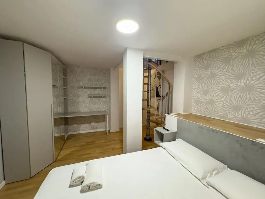 Brunacci Suite, 5 Min To Navigli 米兰 0*,  意大利