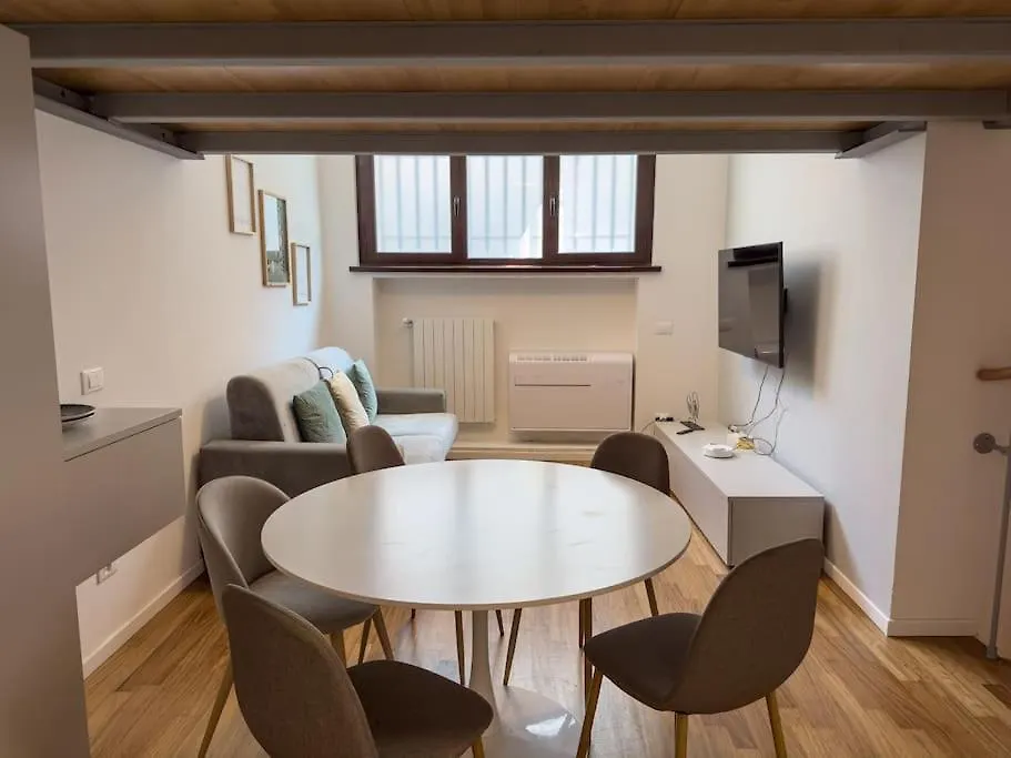Brunacci Suite, 5 Min To Navigli Milan